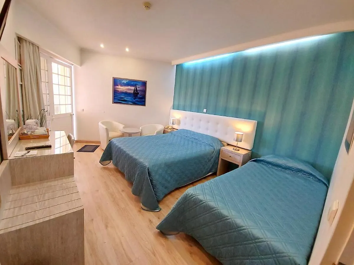 Gasthuis Vila Formosa Al-Estabelecimento De Hospedagem,Quartos-Rooms Monte Gordo